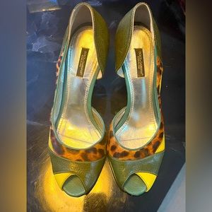 D&G peep-toe heels sz 8